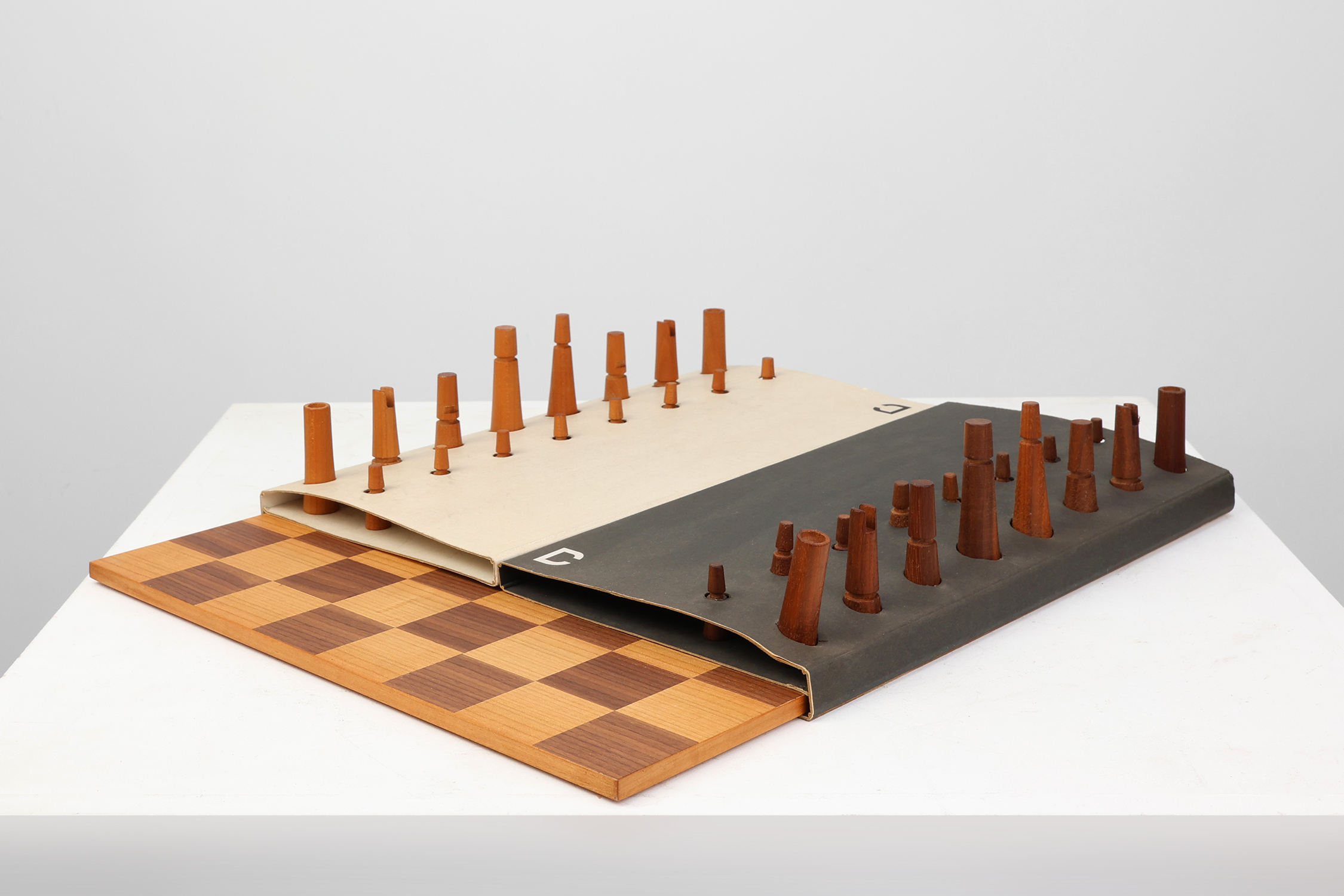 Rare De Coene Chess Set With Original Box Attr. to Christophe Gevers, Belgium, 1950s thumbnail